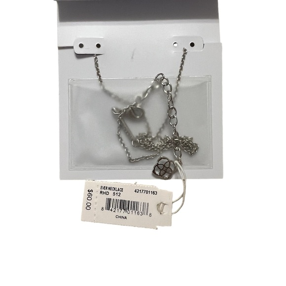 Kendra Scott Ever Necklace - Picture 2 of 2